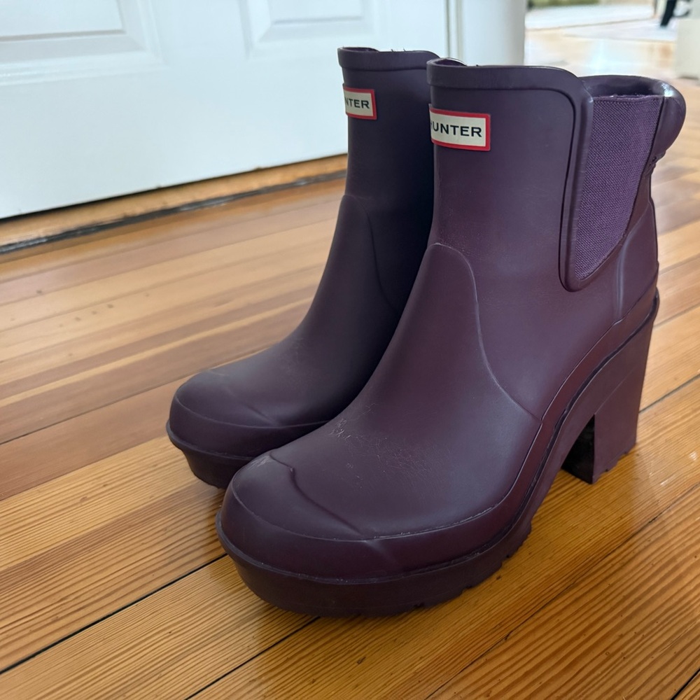 Hunter Women's Dark Purple Heeled Boots